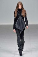 desfiles-rickowens-parisinverno2008rtw-141