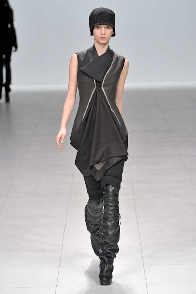 desfiles-rickowens-parisinverno2008rtw-142