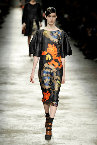 desfiles-driesvannoten-parisinverno2008rtw-101