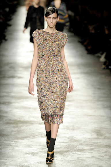 desfiles-driesvannoten-parisinverno2008rtw-112