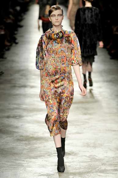desfiles-driesvannoten-parisinverno2008rtw-114