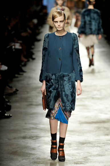 desfiles-driesvannoten-parisinverno2008rtw-121
