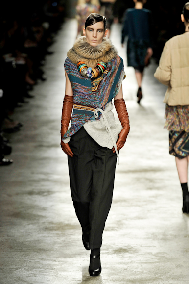 desfiles-driesvannoten-parisinverno2008rtw-123