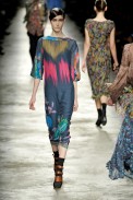 desfiles-driesvannoten-parisinverno2008rtw-136
