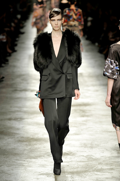 desfiles-driesvannoten-parisinverno2008rtw-156