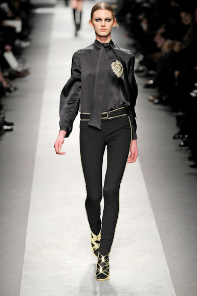 desfiles-givenchy-parisinverno2008rtw-105