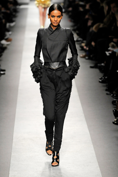 desfiles-givenchy-parisinverno2008rtw-134
