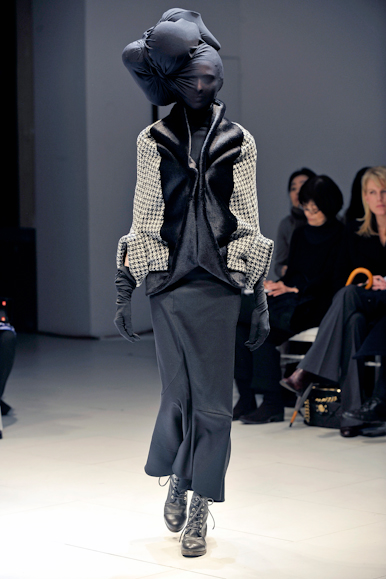 desfiles-junyawatanabe-parisinverno2008rtw-138