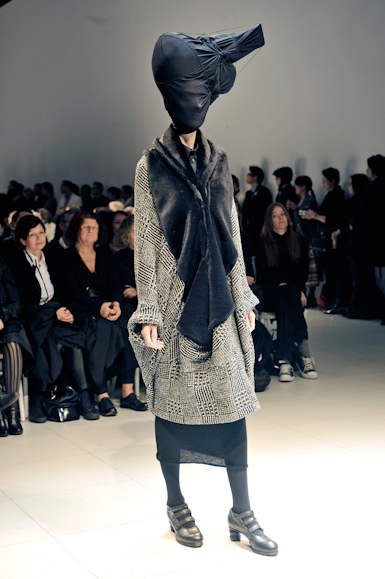desfiles-junyawatanabe-parisinverno2008rtw-139