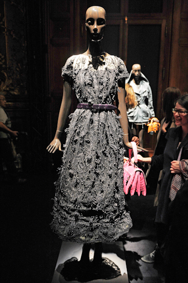 desfiles-loewe-parisinverno2008rtw-100