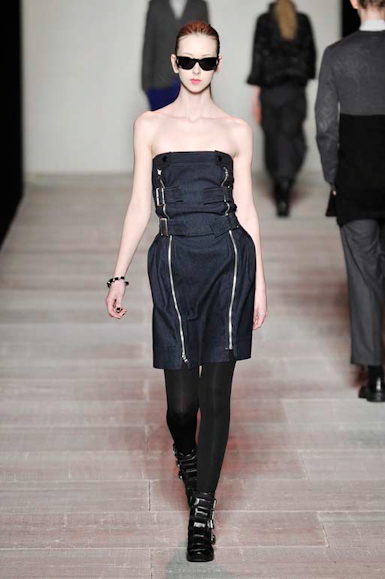 desfiles-marcbymarc-nyinverno2008rtw-105