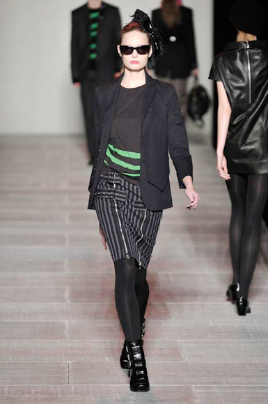 desfiles-marcbymarc-nyinverno2008rtw-111