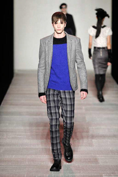 desfiles-marcbymarc-nyinverno2008rtw-121