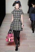 desfiles-marcbymarc-nyinverno2008rtw-123