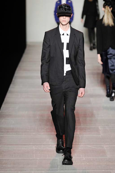 desfiles-marcbymarc-nyinverno2008rtw-129