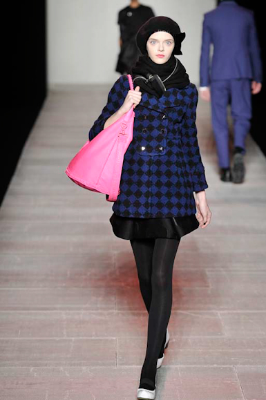 desfiles-marcbymarc-nyinverno2008rtw-133