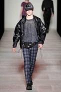 desfiles-marcbymarc-nyinverno2008rtw-139