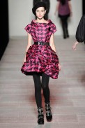 desfiles-marcbymarc-nyinverno2008rtw-142