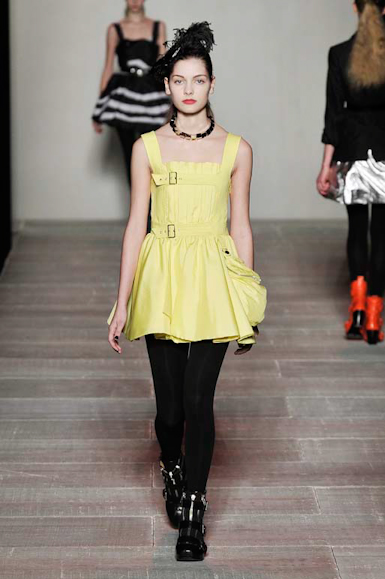 desfiles-marcbymarc-nyinverno2008rtw-153