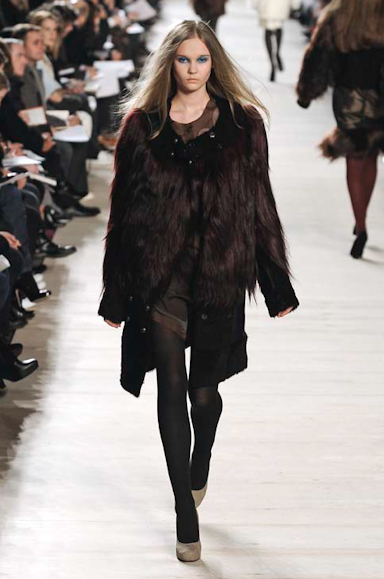desfiles-proenzaschouler-nyinverno2008rtw-129