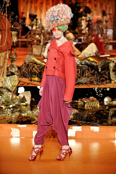 desfiles-jgalliano-paris-inverno2008rtw-102