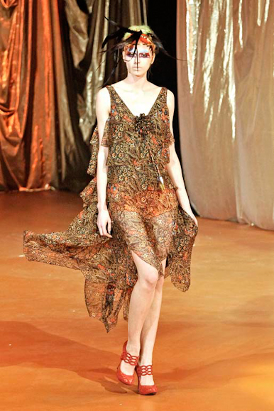 desfiles-jgalliano-paris-inverno2008rtw-149