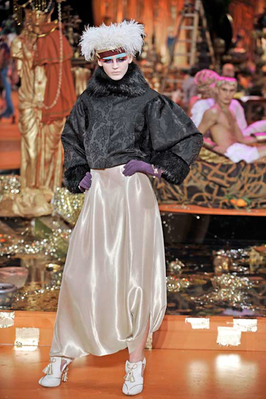 desfiles-jgalliano-paris-inverno2008rtw-159