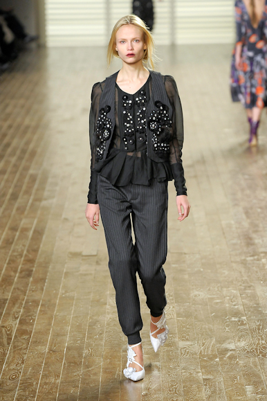 desfiles-chloe-parisinverno2008rtw-113
