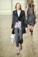 desfiles-chloe-parisinverno2008rtw-120