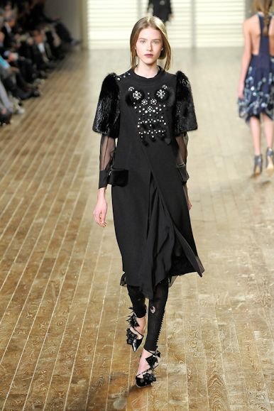 desfiles-chloe-parisinverno2008rtw-124