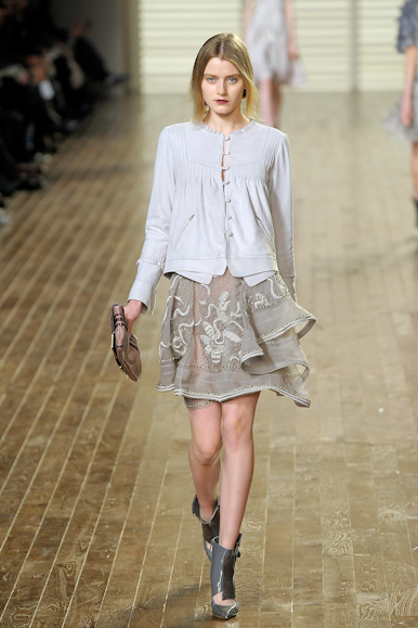 desfiles-chloe-parisinverno2008rtw-129