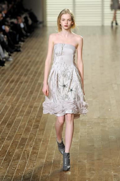 desfiles-chloe-parisinverno2008rtw-130
