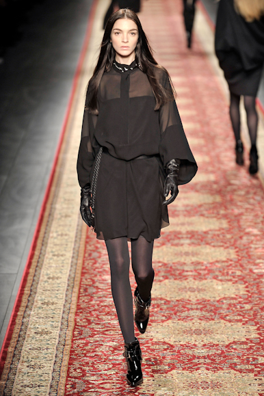 desfiles-hermes-parisinverno2008rtw-145