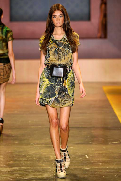desfile-animale-sp-verao2009rtw-126