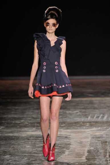 desfile-fbercsek-spfwverao2009rtw-113