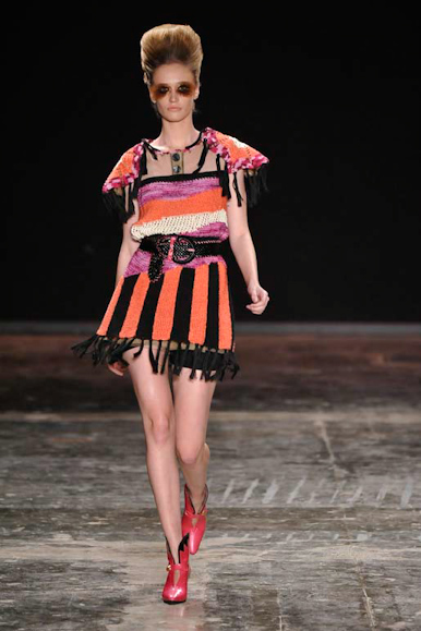desfile-fbercsek-spfwverao2009rtw-121