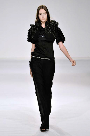 desfile-gloriacoelho-spfwverao2009rtw-127