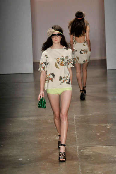 desfile-snunes-spfwverao2009rtw-114