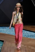 desfile-cantao-rioverao2009rtw-121
