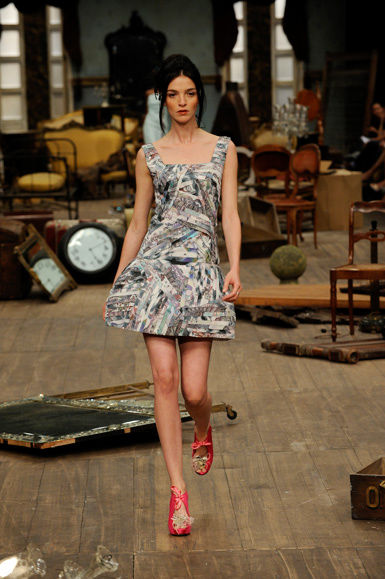 desfile-ctufvesson-rioverao2009rtw-103