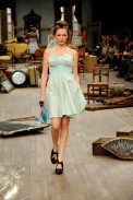 desfile-ctufvesson-rioverao2009rtw-107