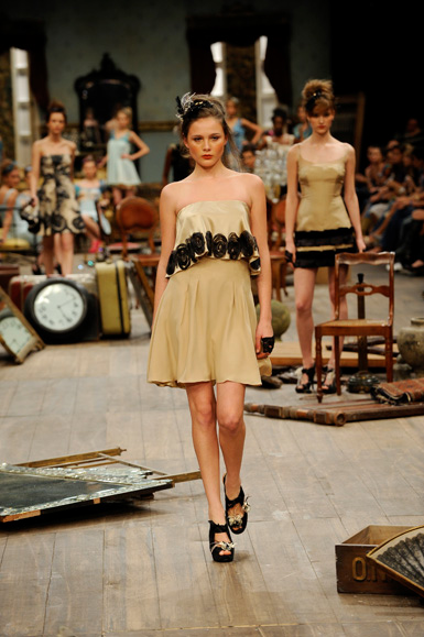 desfile-ctufvesson-rioverao2009rtw-125