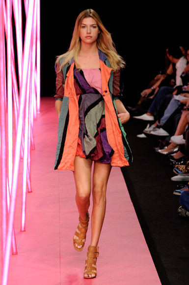 desfile-coven-rioverao2009rtw-123