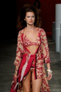 desfile-gottoni-rioverao2009rtw-114