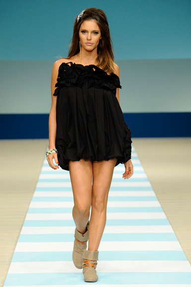 desfile-jjabour-rioverao2009rtw-100