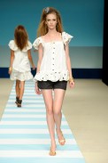 desfile-jjabour-rioverao2009rtw-102