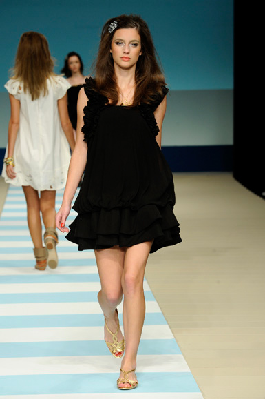desfile-jjabour-rioverao2009rtw-104
