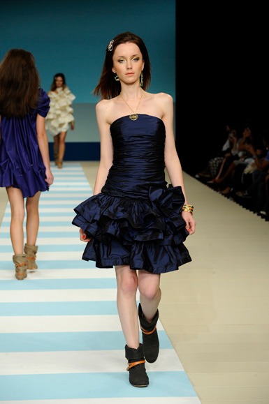 desfile-jjabour-rioverao2009rtw-128