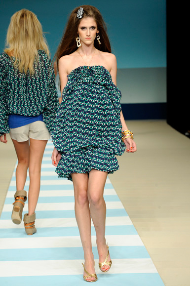 desfile-jjabour-rioverao2009rtw-132