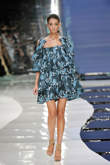 desfile-lenny-rioverao2009rtw-140